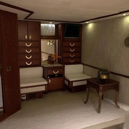 Ayem Yachting