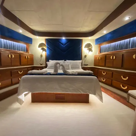 Botel Ayem Yachting Bodrum