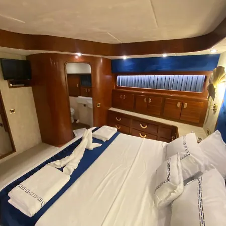 Ayem Yachting *