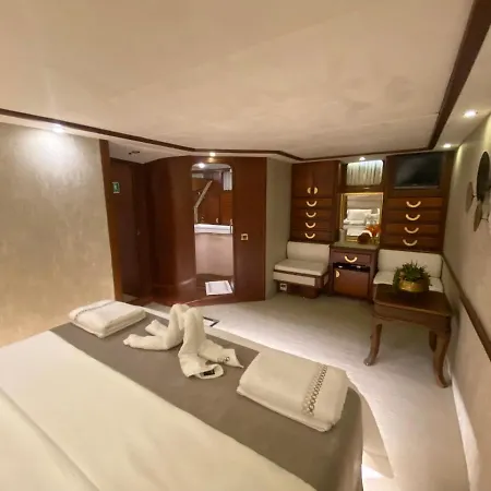 Botel Ayem Yachting Bodrum